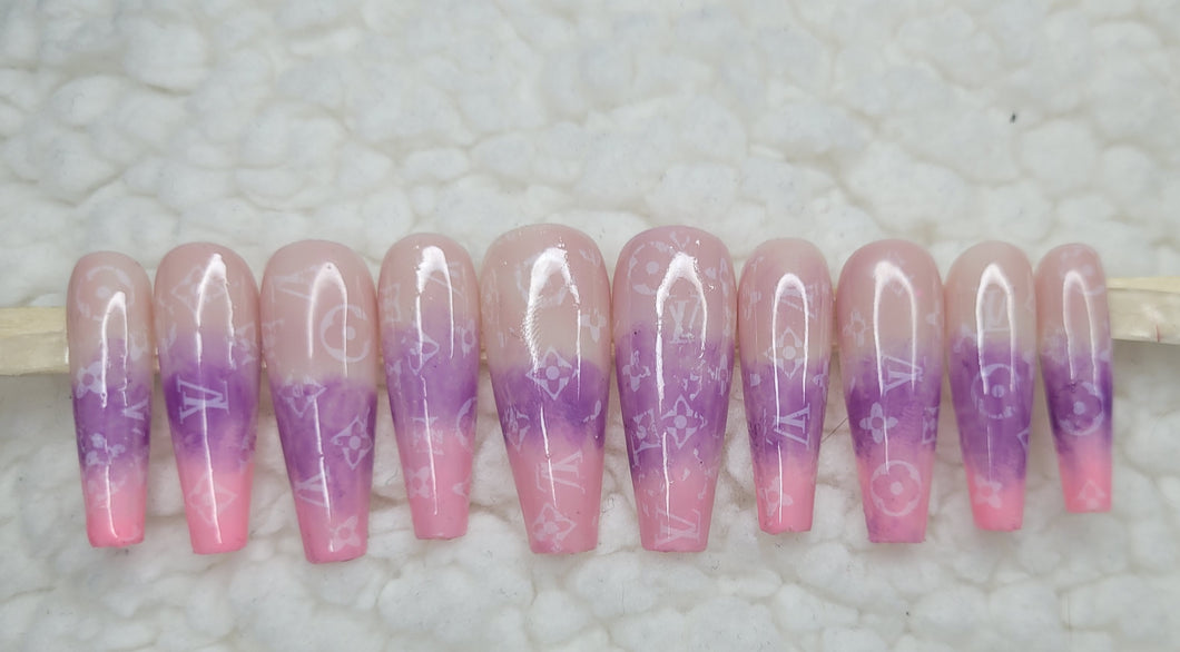 LV Ombre Pastel | Press on Nails