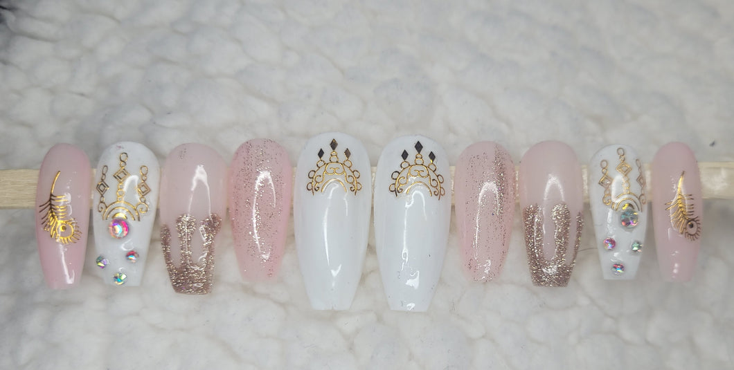 Cream Queen Bling | Press on Nails