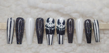 Load image into Gallery viewer, The Pumpkin King | Press on Nails
