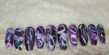 Load image into Gallery viewer, Geode Sparkle | Press on Nails
