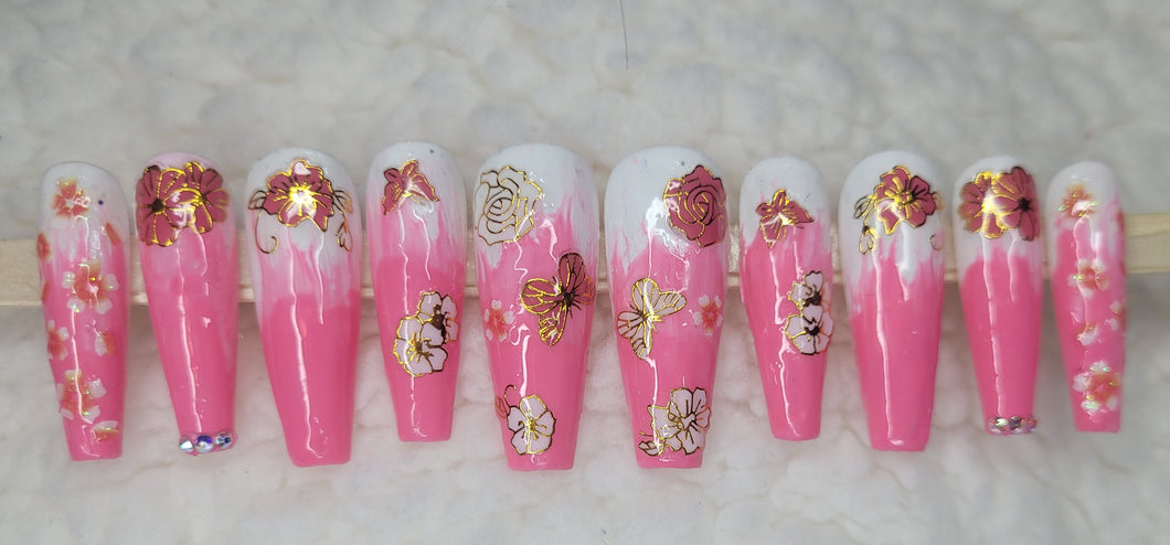 Floral Cream Butterfliez| Press on Nails