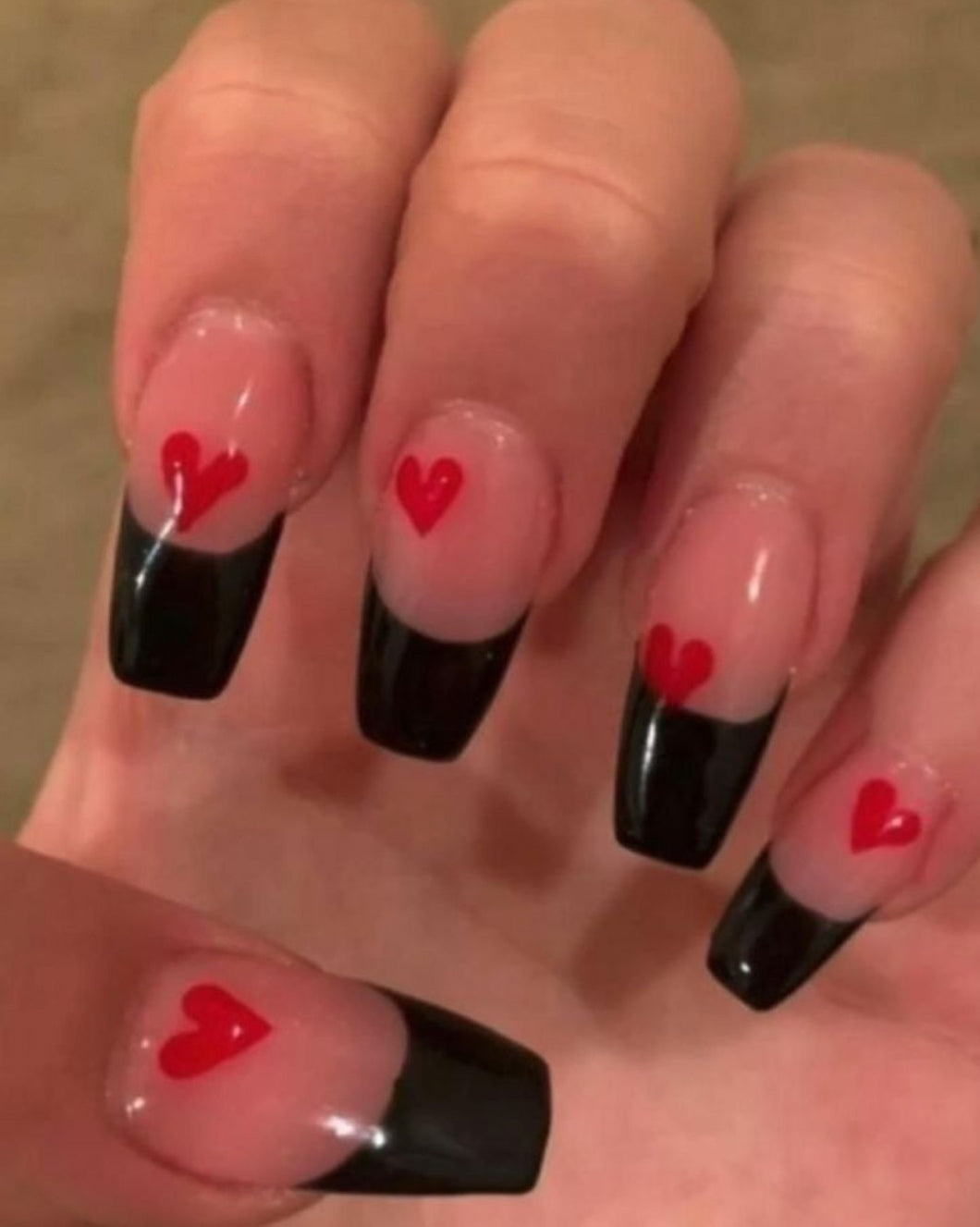 Black Tips N Red Hearts | Press on Nails