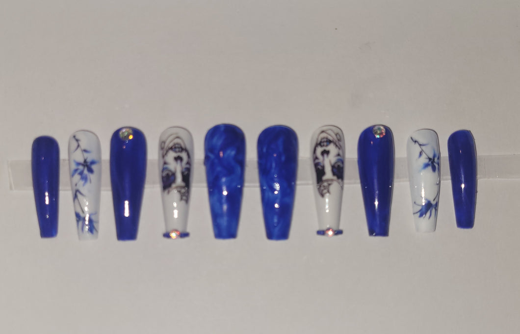 Blue Faced Flower | Press on Nail Set