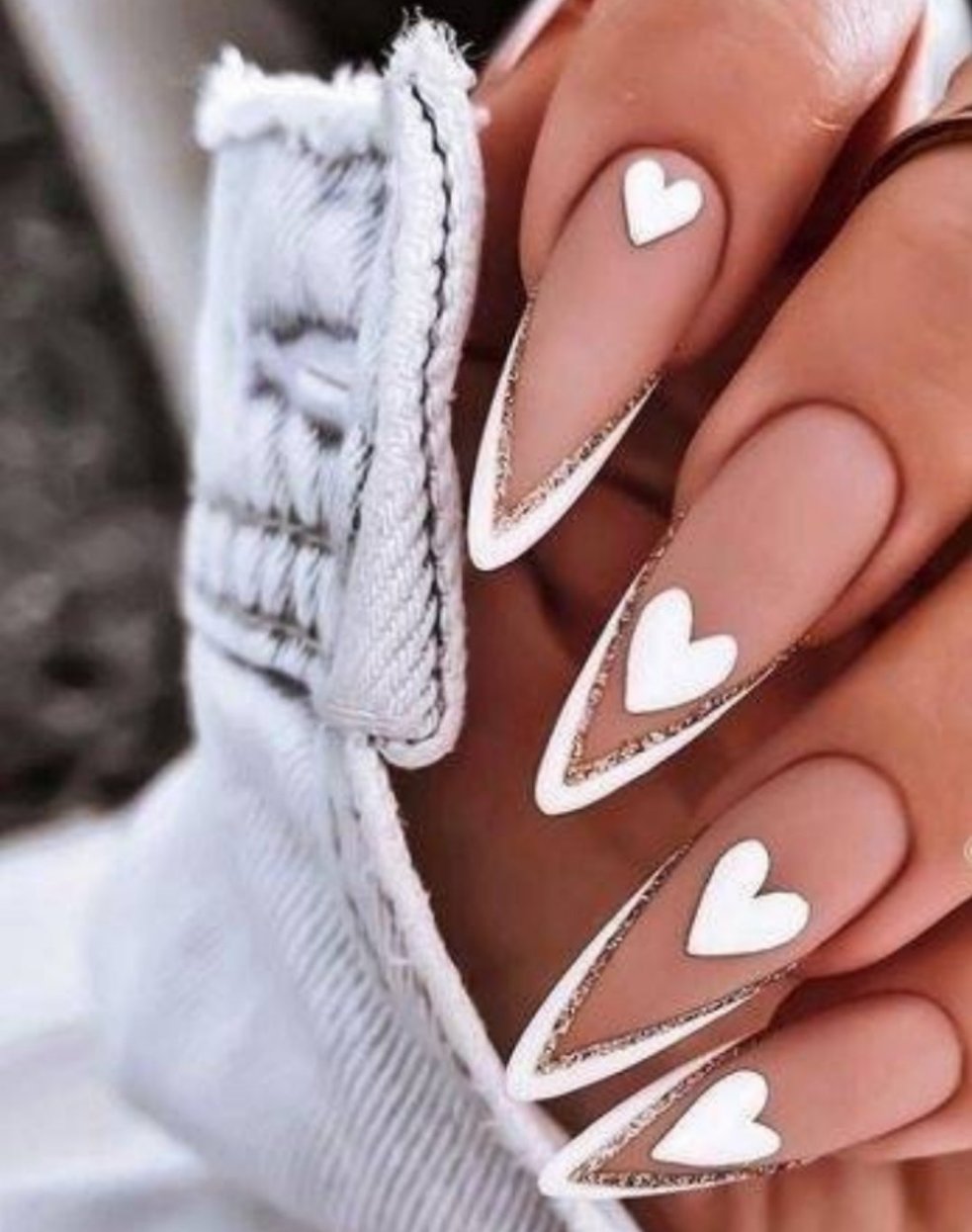 White Hearts N Gold Sparkle Tips | Press on Nails