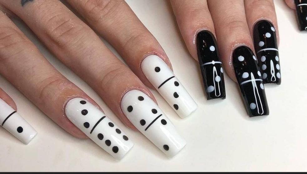 Roll the Dice | Press on Nails
